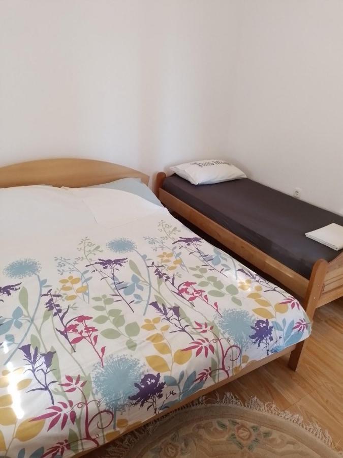 Zara Apartman *