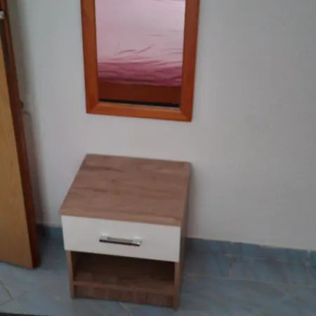 Apartments Zara Vir Room photo