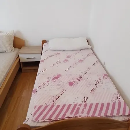 Apartments Zara Vir Room photo